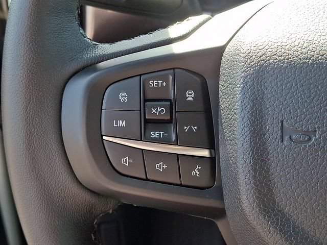 Certified 2025 Ford Ranger Lariat w/ FX4 Off-Road Package AWD/4WD image 16