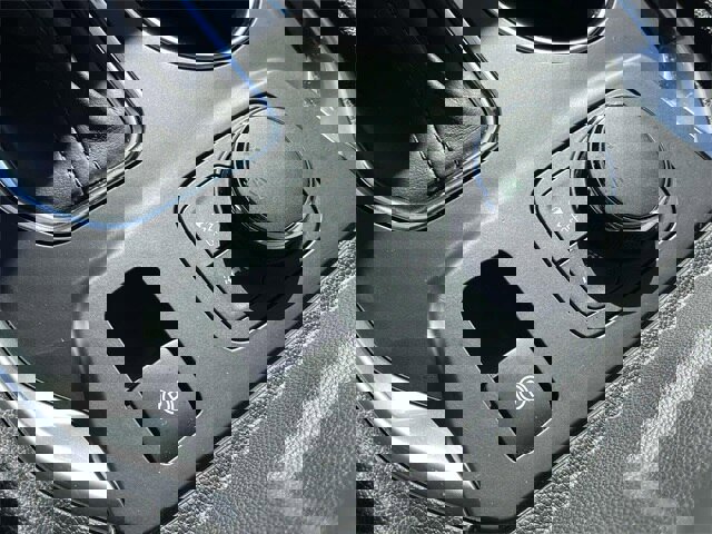 Used 2021 Chevrolet Traverse RS image 11