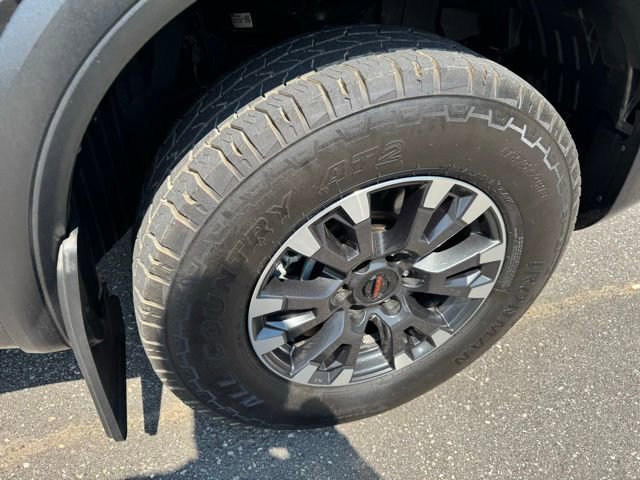 Used 2021 Nissan Titan PRO-4X w/ Pro-4x Convenience Package AWD/4WD image 11