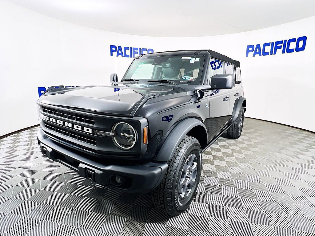 Certified 2024 Ford Bronco Black Diamond image 7