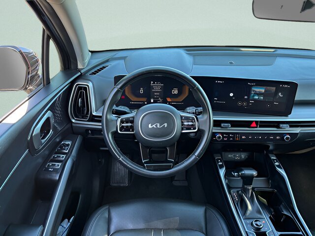 Used 2024 Kia Sorento S w/ Panoramic Sunroof Package AWD/4WD image 8