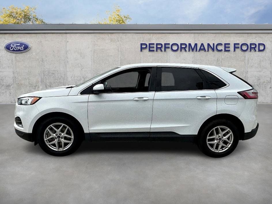 Certified 2022 Ford Edge SEL image 9