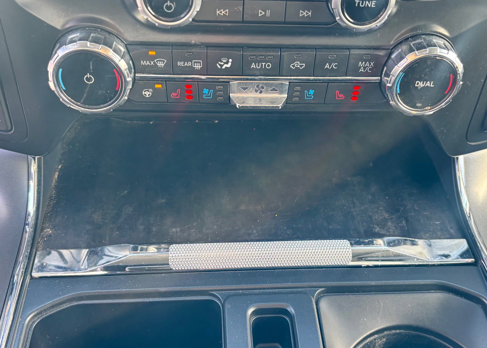 Certified 2022 Ford F150 Lariat w/ Equipment Group 502A High image 41