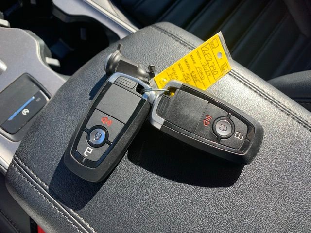 Certified 2024 Ford Edge SEL image 22