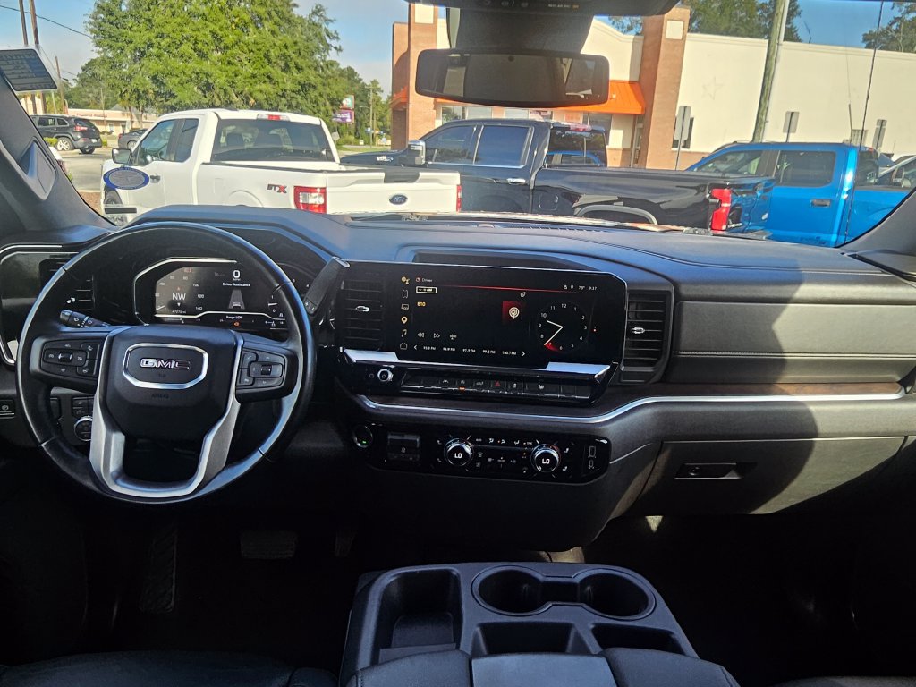 Used 2025 GMC Sierra 1500 SLT RWD image 5
