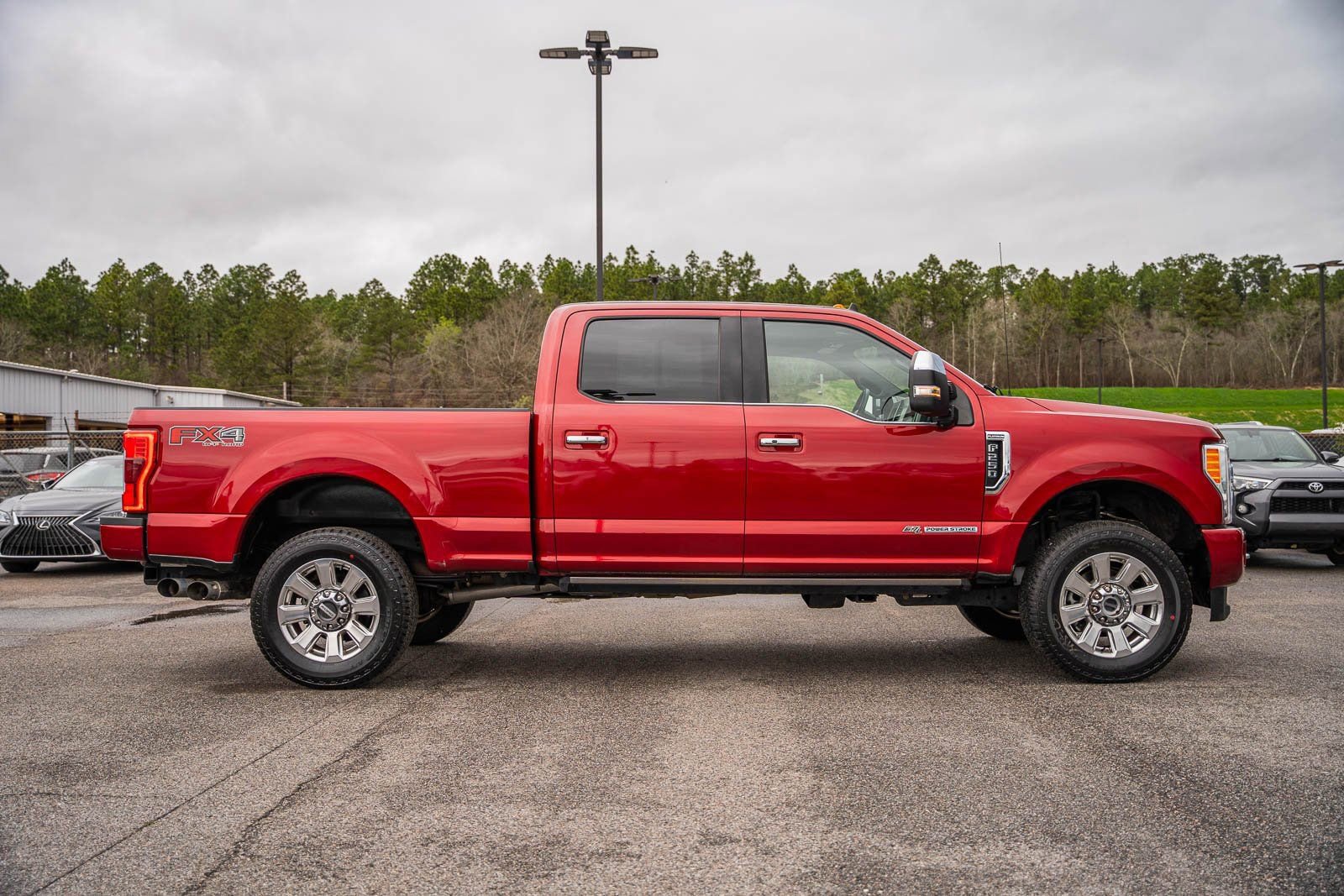 Certified 2019 Ford F250 Platinum w/ Platinum Ultimate Package image 6