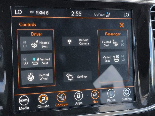 Used 2021 Jeep Grand Cherokee Overland w/ Trailer Tow Group IV image 23