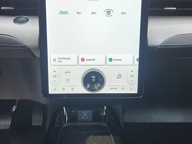 Certified 2023 Ford Mustang Mach-E California Route 1 AWD/4WD image 17