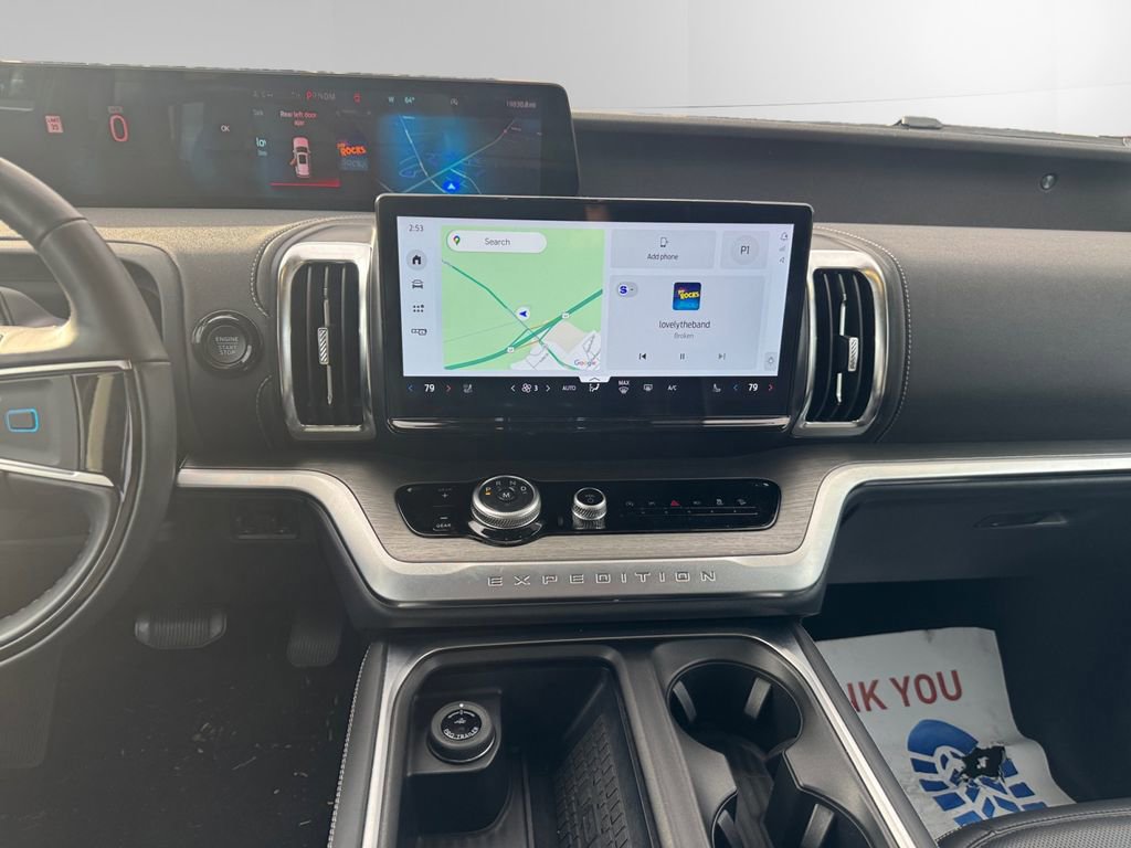 Certified 2025 Ford Expedition Max Platinum image 12