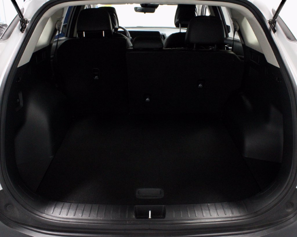 Used 2024 Kia Sportage EX AWD/4WD image 15