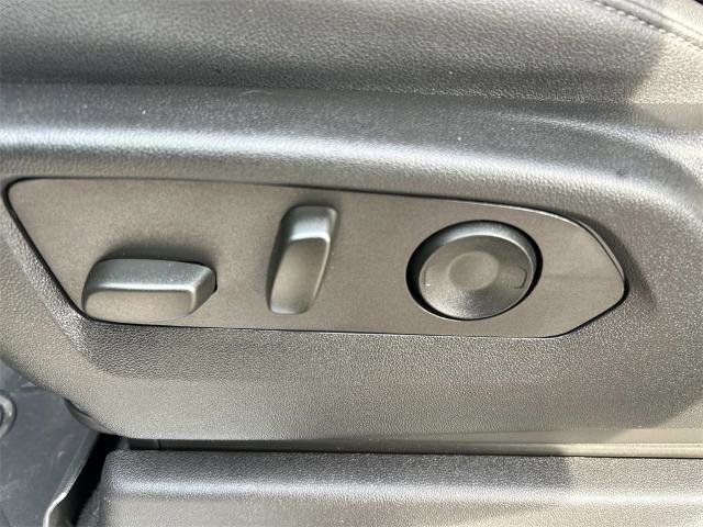 Used 2023 Chevrolet Silverado 1500 LTZ w/ LTZ Premium Package image 29
