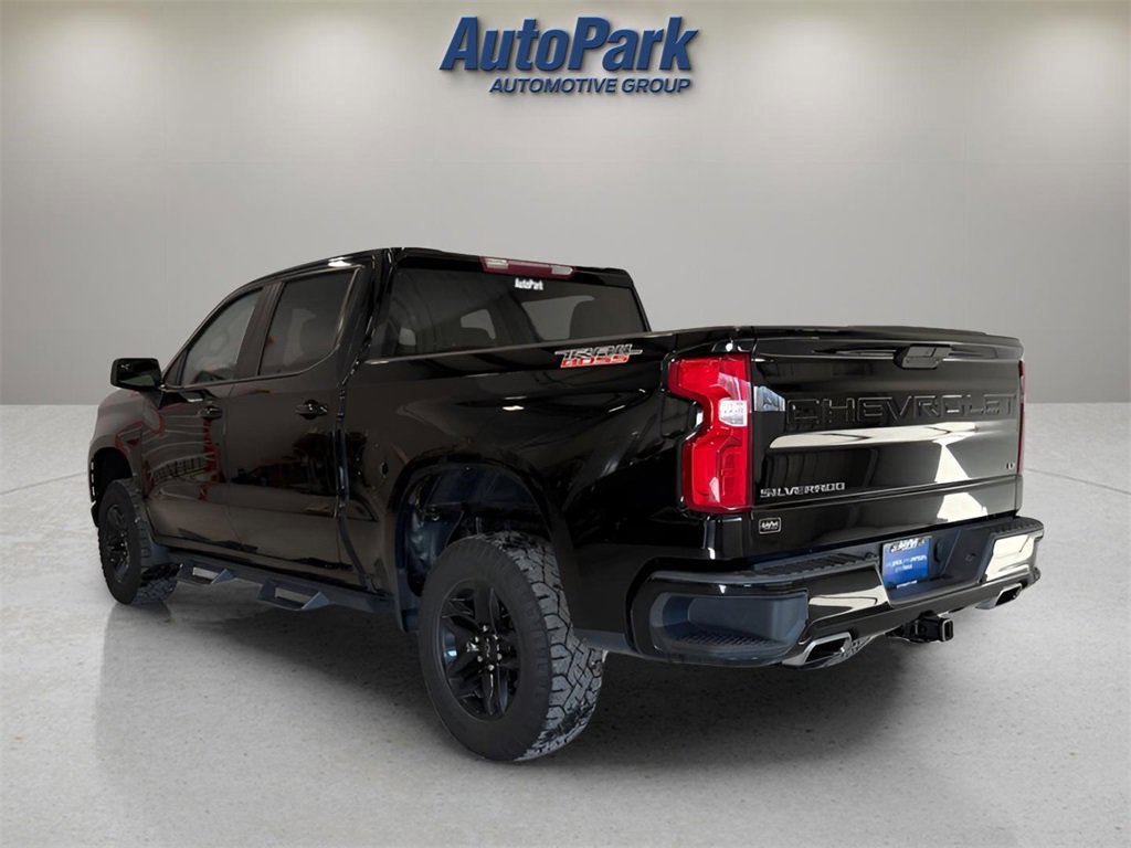 Used 2019 Chevrolet Silverado 1500 LT Trail Boss image 3