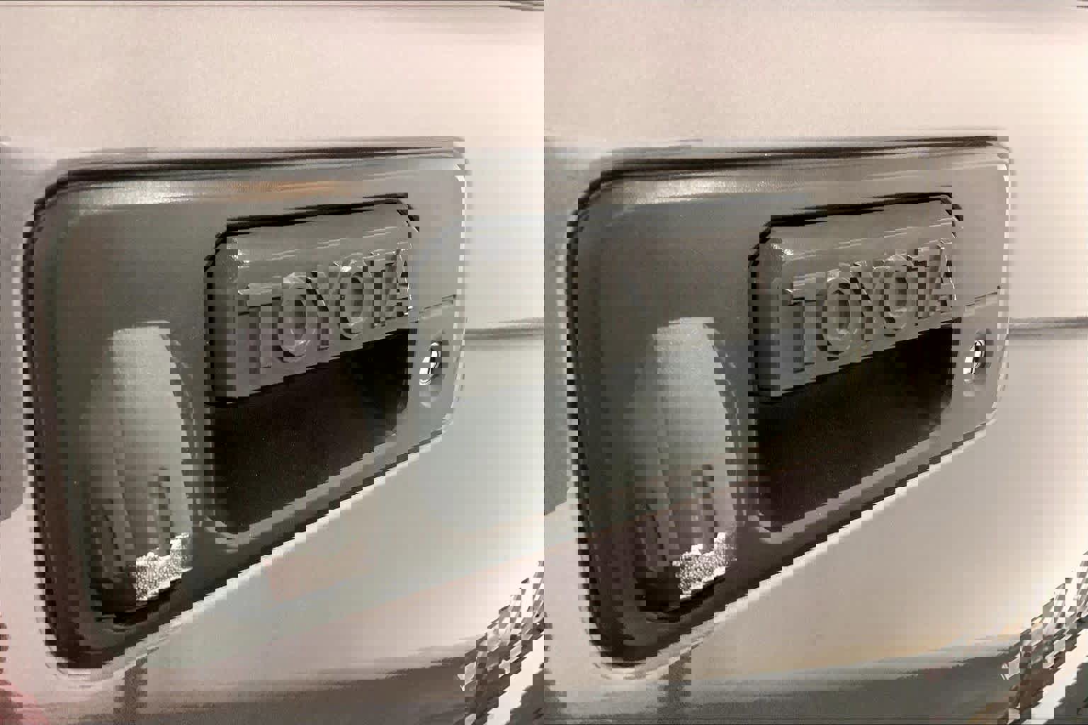 Used 2018 Toyota Tundra Limited image 9