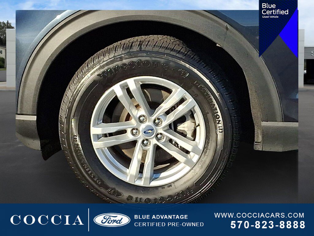 Certified 2023 Ford Explorer XLT w/ Equipment Group 202A AWD/4WD image 7