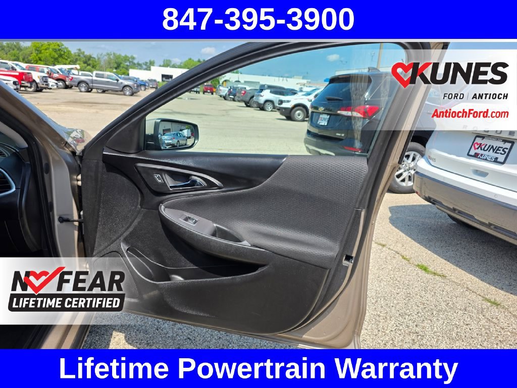 Used 2024 Chevrolet Malibu LT FWD image 31