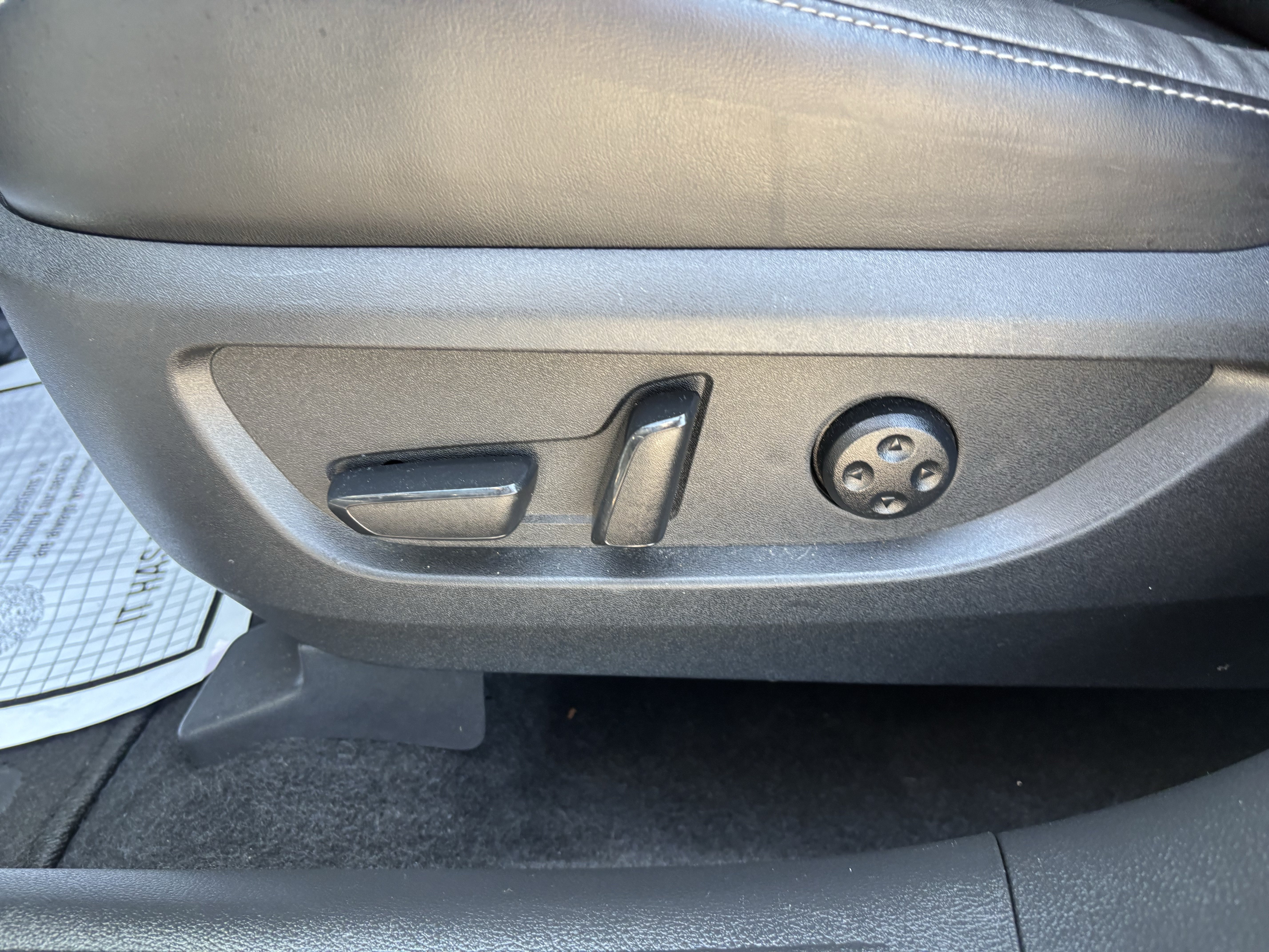 Used 2022 INFINITI QX50 Essential FWD image 13