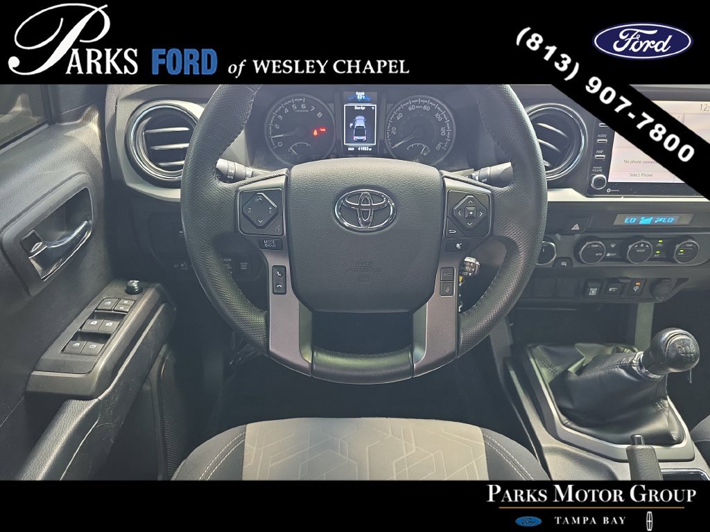 Used 2022 Toyota Tacoma TRD Off-Road AWD/4WD image 11