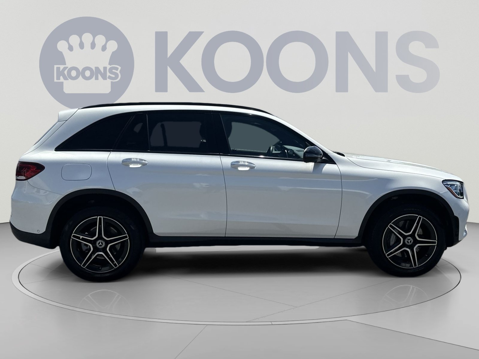 Used 2022 Mercedes-Benz GLC 300 4MATIC image 17