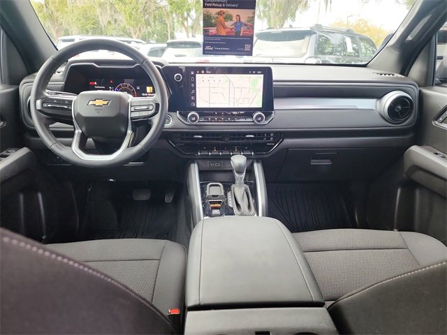 Used 2024 Chevrolet Colorado LT w/ LT Convenience Package image 8