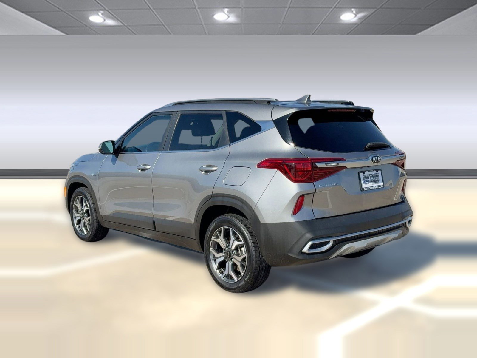 Used 2021 Kia Seltos EX image 5