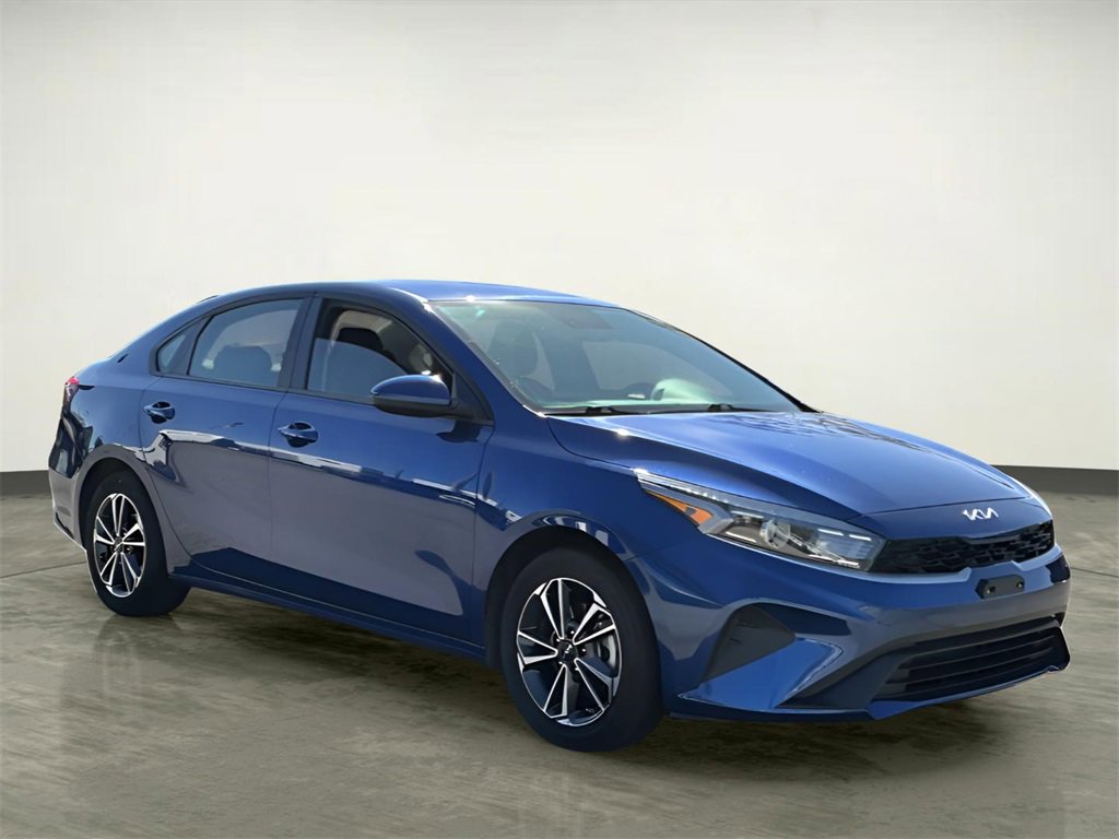 Used 2024 Kia Forte LXS image 13