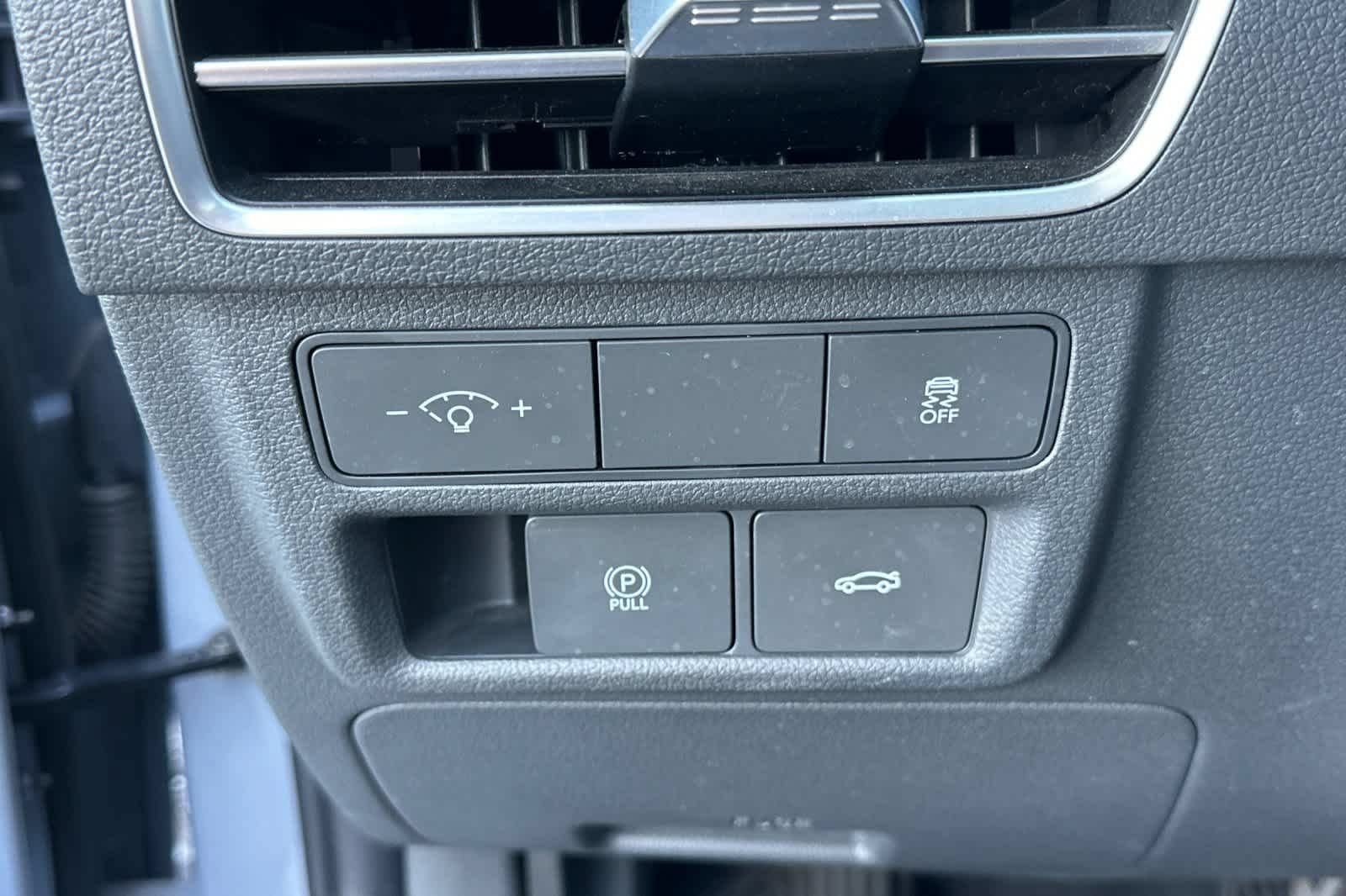Used 2024 Hyundai Sonata SEL FWD image 28