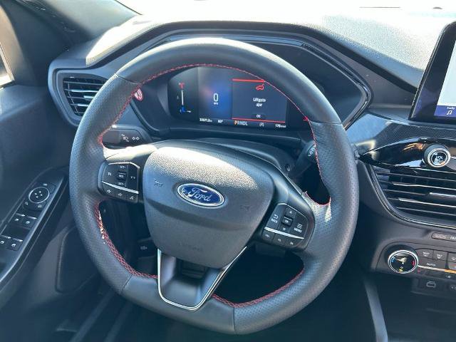 Certified 2025 Ford Escape ST-Line Select AWD/4WD image 13