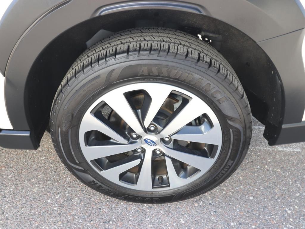 Used 2023 Subaru Outback Premium image 23