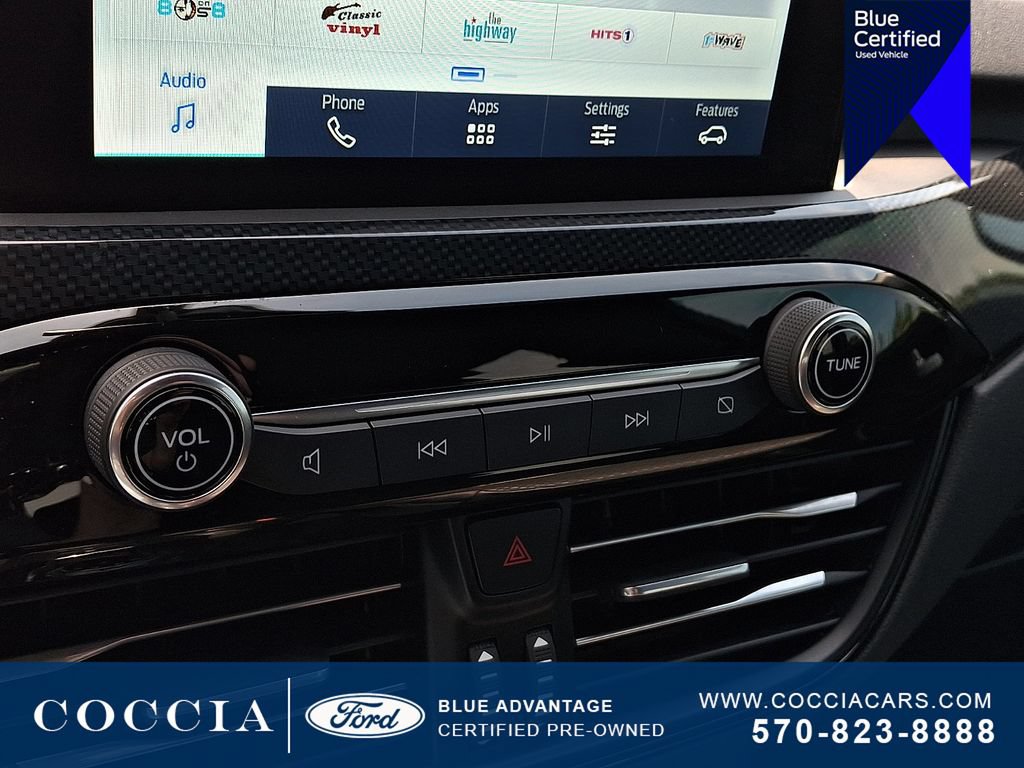 Certified 2024 Ford Escape ST-Line Select AWD/4WD image 16