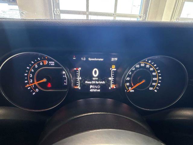 Used 2020 Jeep Gladiator Overland w/ Uconnect 4C Nav & Sound Group image 10