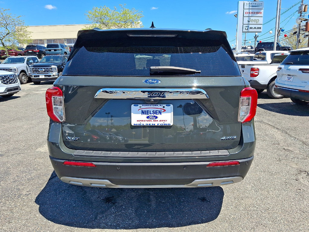 Certified 2023 Ford Explorer XLT w/ Equipment Group 202A AWD/4WD image 7