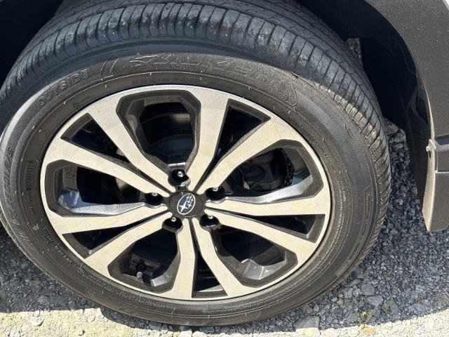 Used 2023 Subaru Forester Limited AWD/4WD image 6