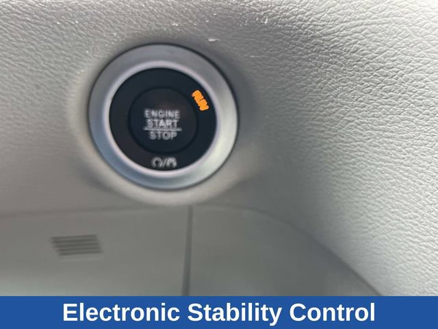 Used 2023 Chrysler Pacifica Touring-L FWD image 42