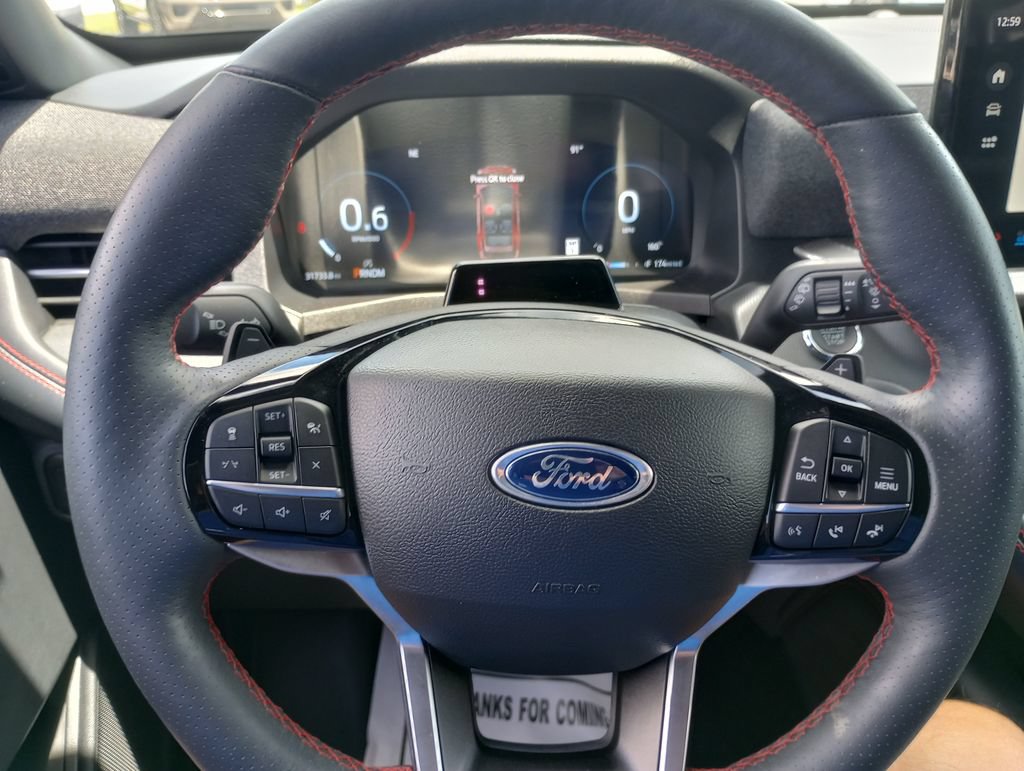 Certified 2025 Ford Explorer ST RWD image 25