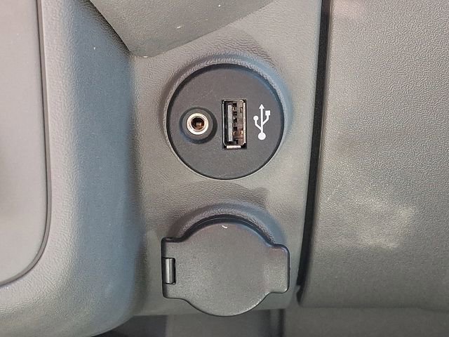Used 2021 Nissan Frontier SV AWD/4WD image 23