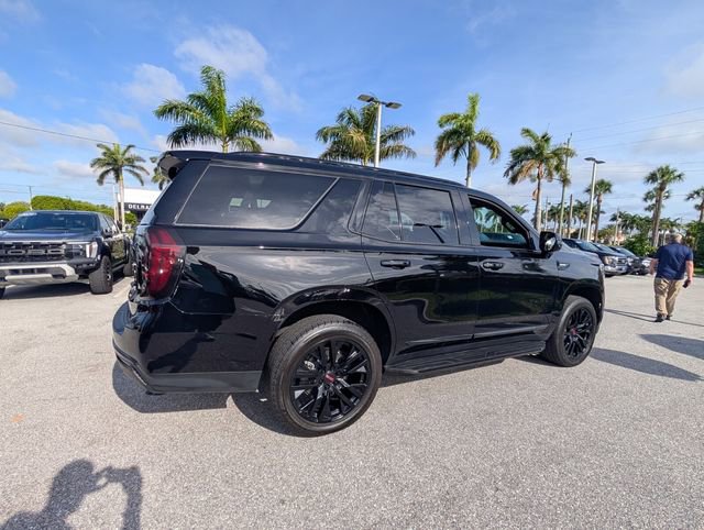 Used 2021 GMC Yukon SLT w/ SLT Premium Package RWD image 15