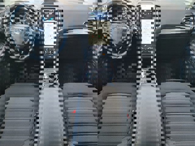 Certified 2024 Ford Edge SE w/ Black Appearance Package image 26