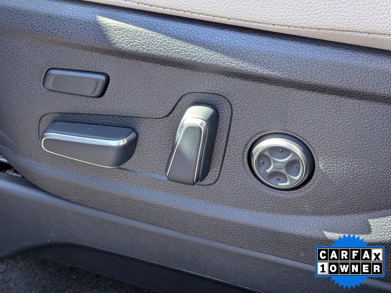 Used 2025 Hyundai Palisade Limited image 23