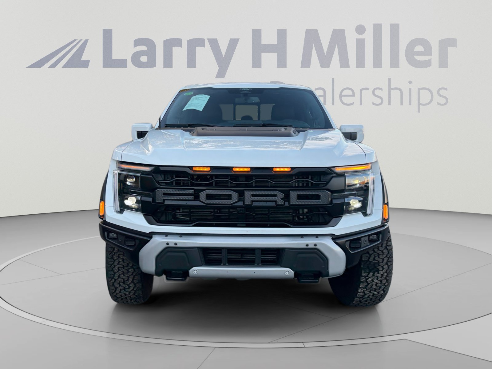 Certified 2025 Ford F150 Raptor AWD/4WD image 8