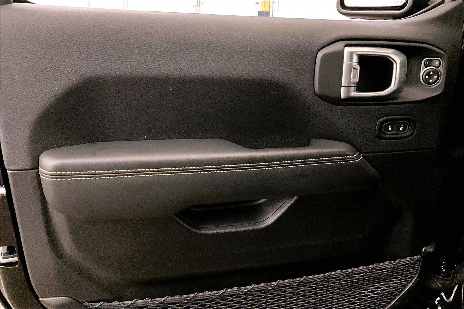 Used 2024 Jeep Wrangler Sahara w/ Technology Group image 22