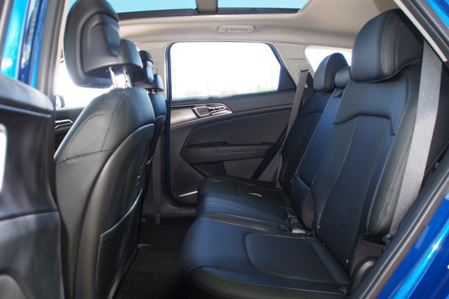 Used 2025 Kia Sportage EX w/ Premium Package AWD/4WD image 18