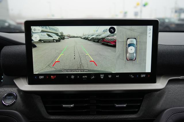 Certified 2025 Ford Explorer Platinum w/ LUX Leather Package image 16