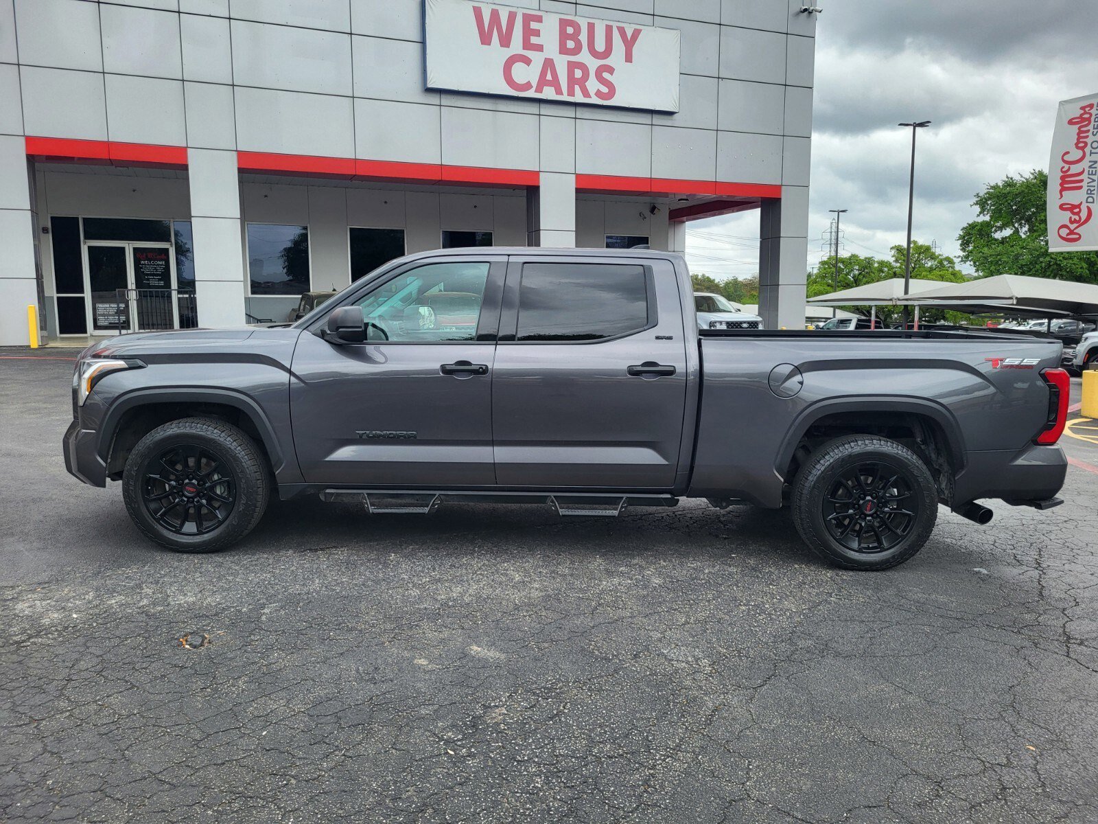 Used 2023 Toyota Tundra SR5 image 6