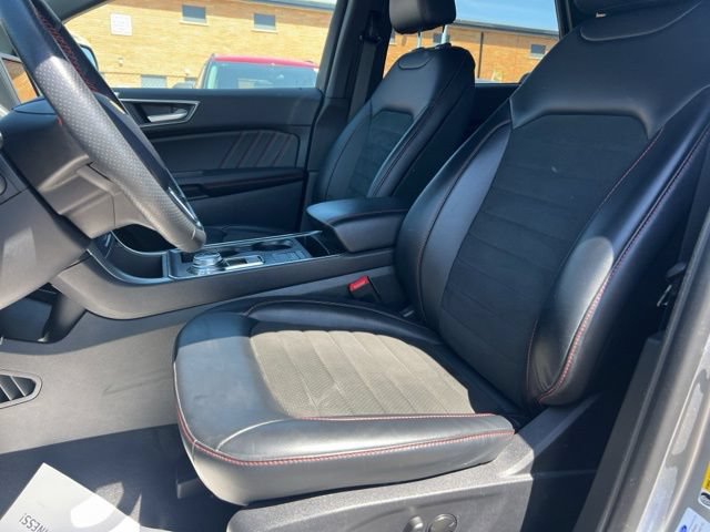 Certified 2024 Ford Edge ST-Line AWD/4WD image 18