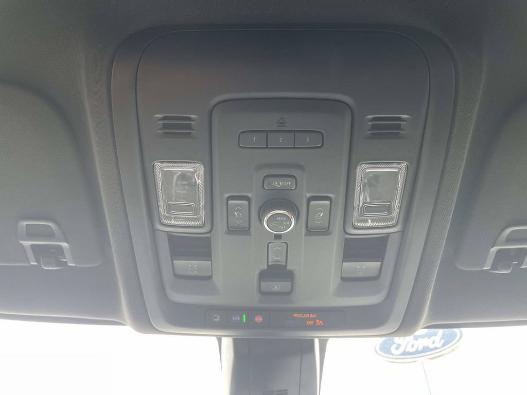 Used 2022 Chevrolet Tahoe High Country w/ Max Trailering Package AWD/4WD image 28