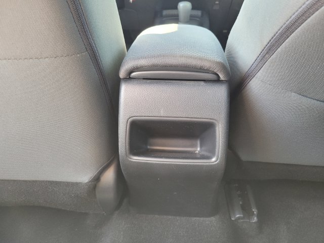 Used 2020 Toyota Corolla LE FWD image 17
