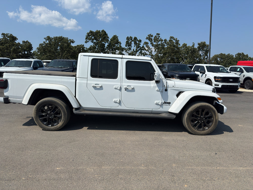 Used 2023 Jeep Gladiator Overland AWD/4WD image 4