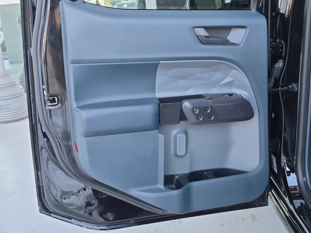 Certified 2025 Ford Maverick Lobo AWD/4WD image 30