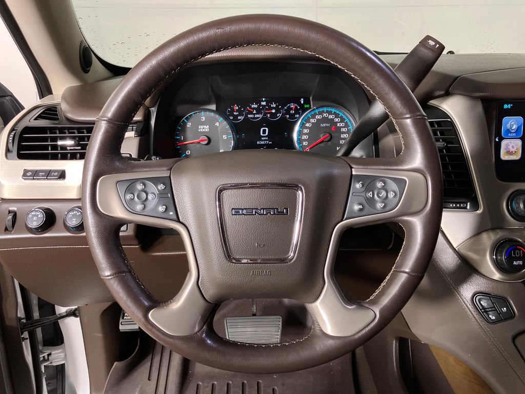 Used 2020 GMC Yukon Denali w/ Denali Premium Package image 17