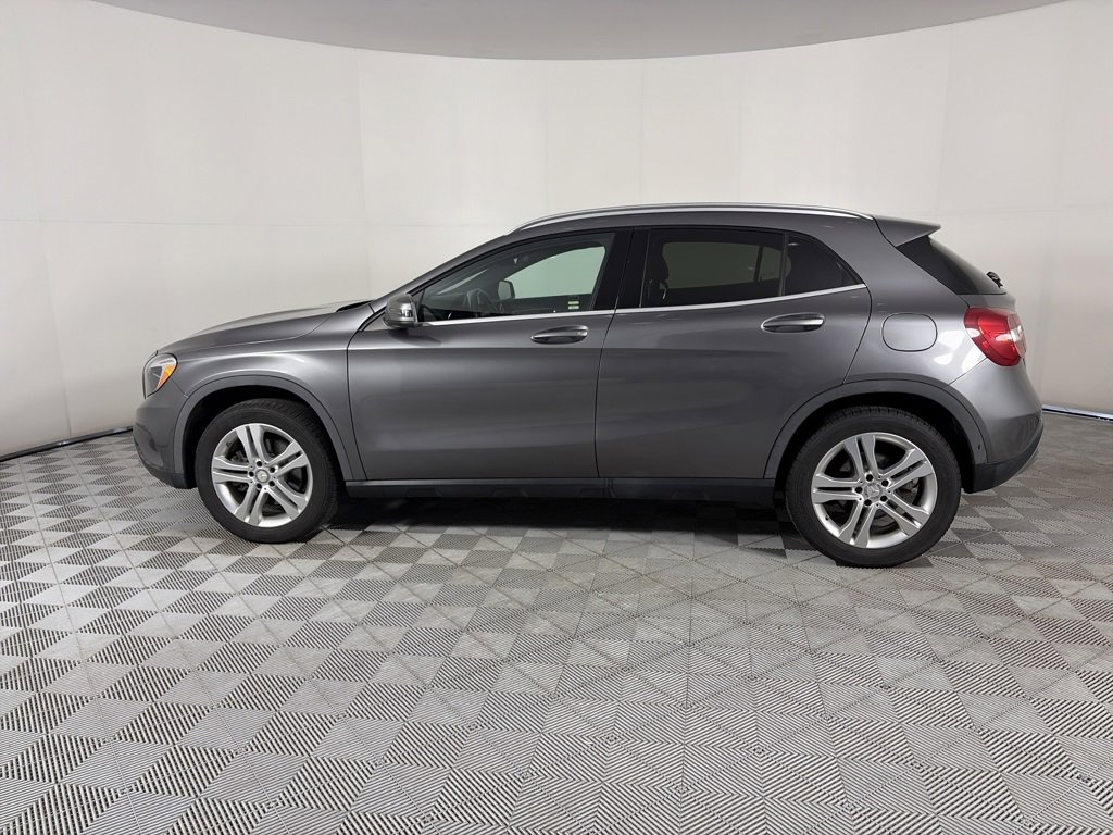 Used 2017 Mercedes-Benz GLA 250 4MATIC image 4